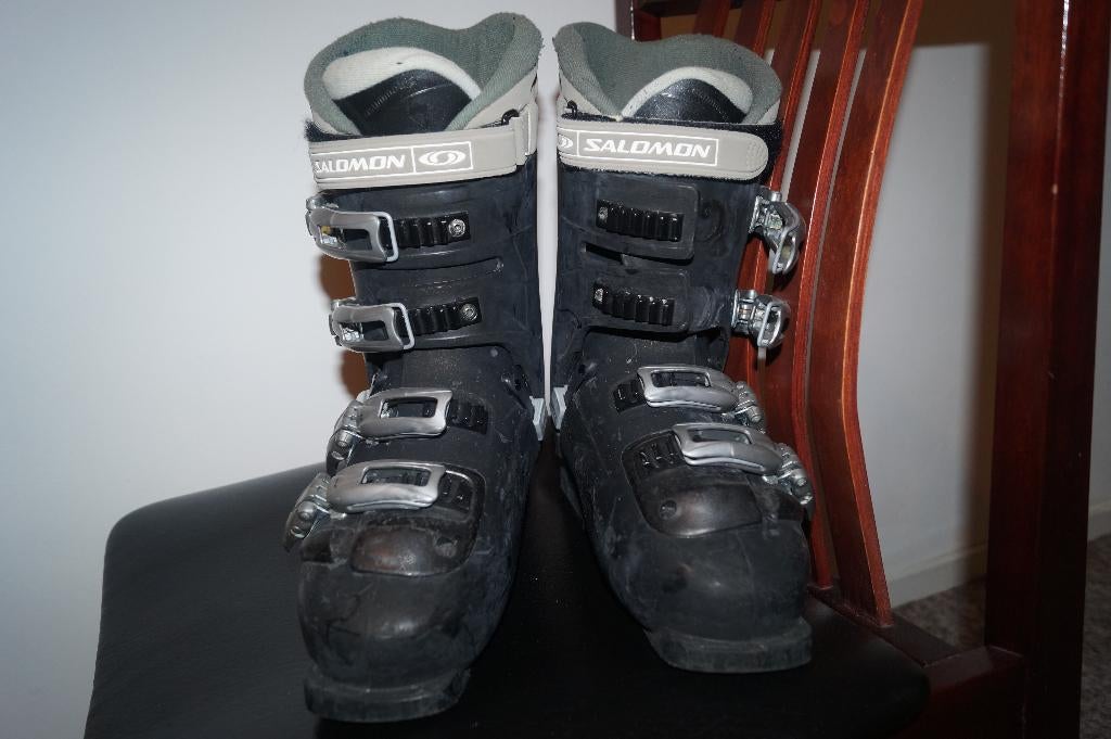 Ski schoenen salomon maat 40 of 7,5 in goede staat., 160 tot 180 cm, Schoenen, Zo goed als nieuw, Salomon
