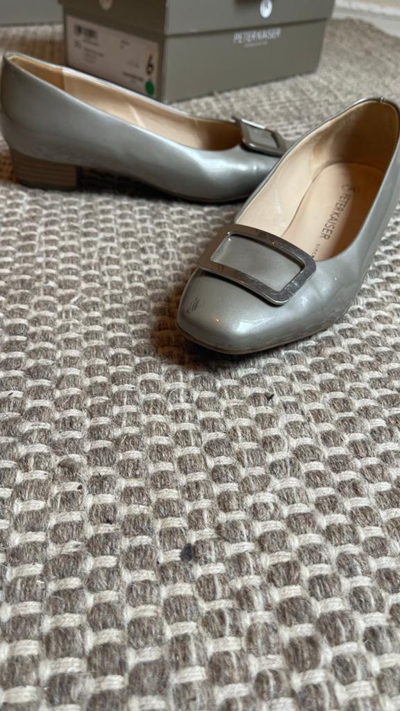 Peter Kaiser Ballerina's - Grijs - Maat 35.5, Kleding | Dames, Schoenen, Ophalen of Verzenden, Gedragen, Grijs, Ballerina's