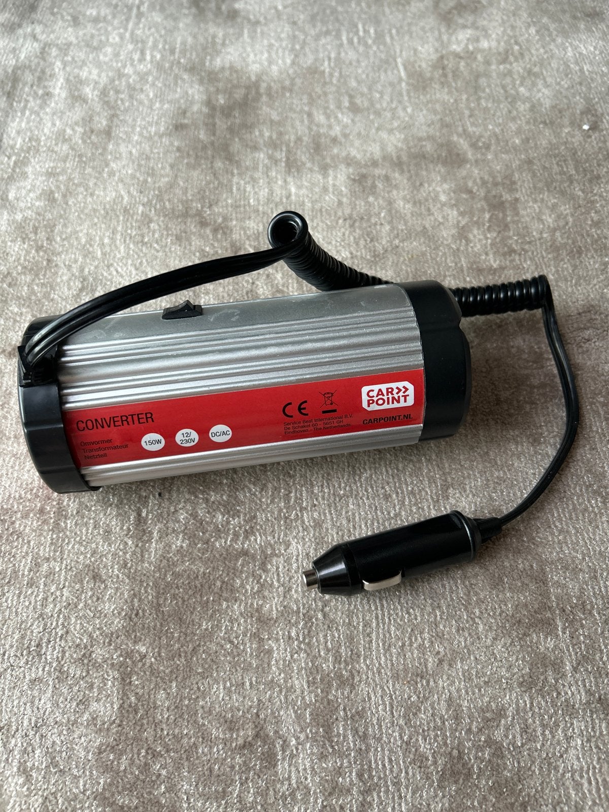Carpoint 150W Omvormer 12V naar 230V DC/AC, Ophalen of Verzenden, Zo goed als nieuw