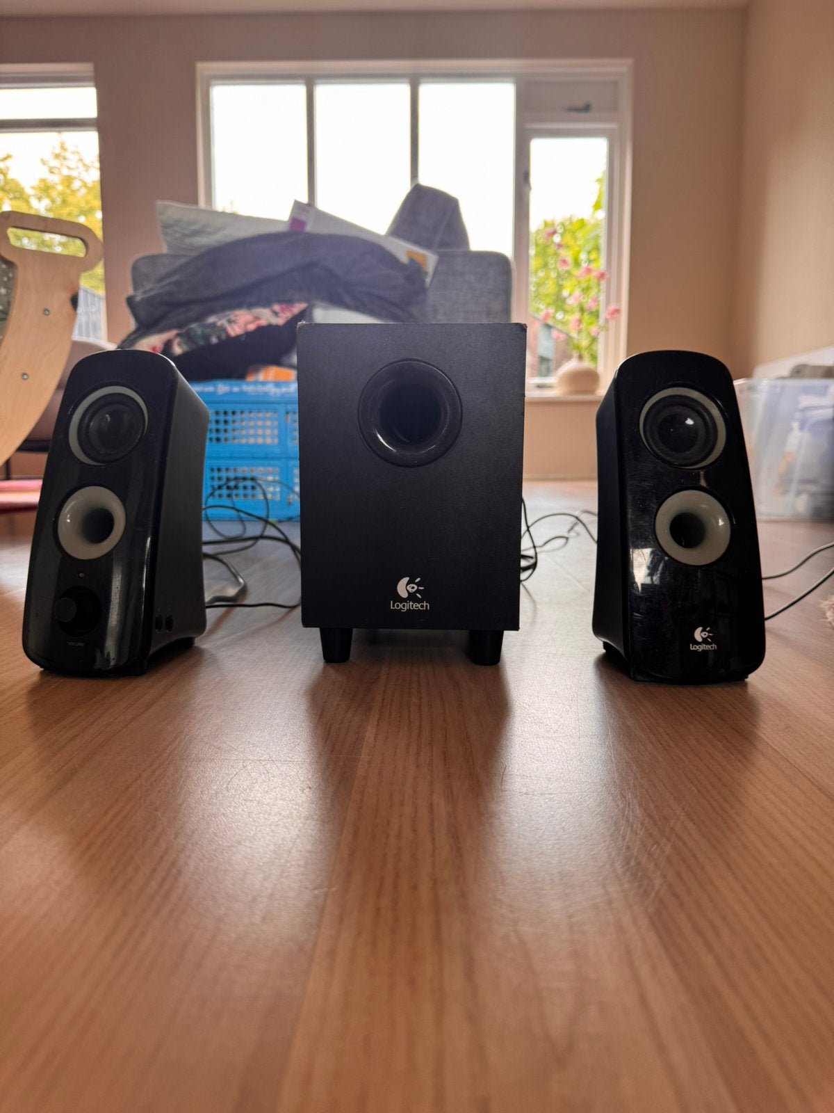 Logitech 2.1 speaker system, Ophalen of Verzenden, Zo goed als nieuw