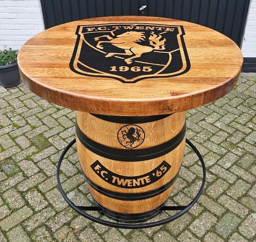 FC TWENTE wijnvat statafel met massief eiken blad, Ophalen of Verzenden, Nieuw, Overige typen