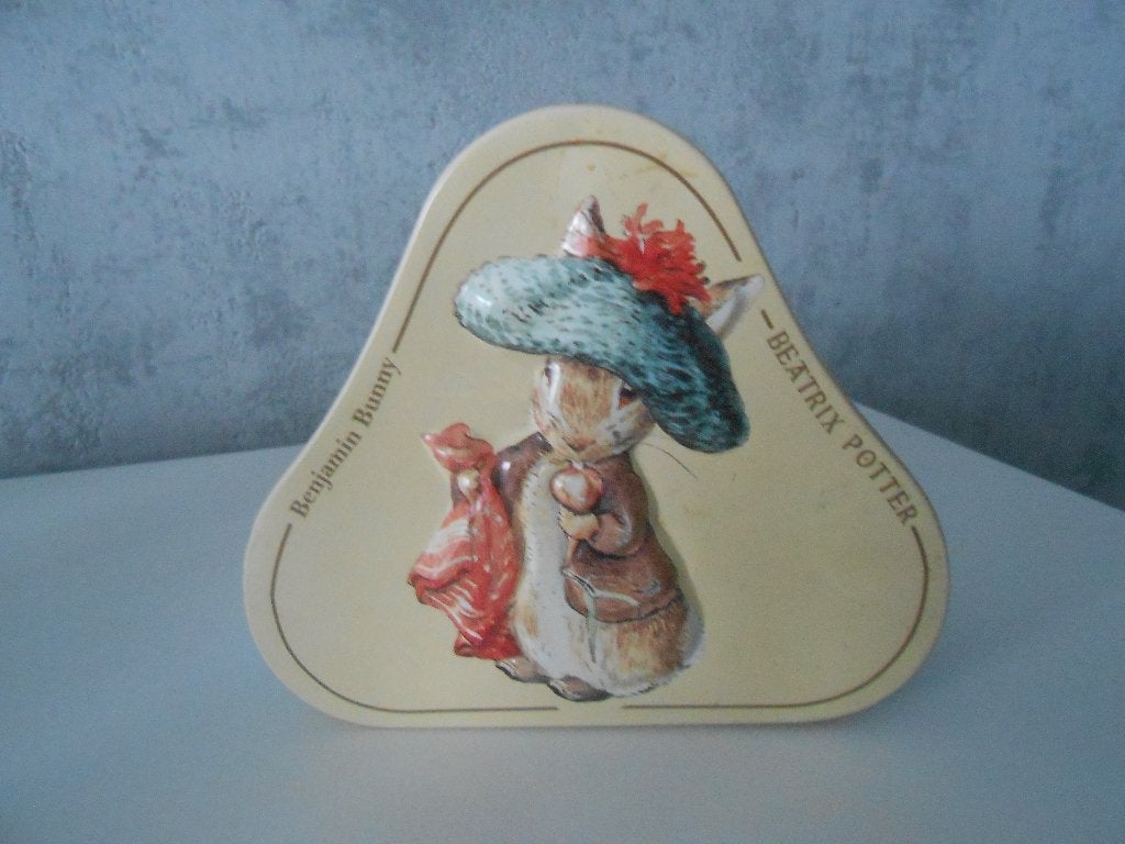 Beatrix Potter Mrs, Rabbit blikken spaarpot 1970, Ophalen, Gebruikt, Metaal of Blik