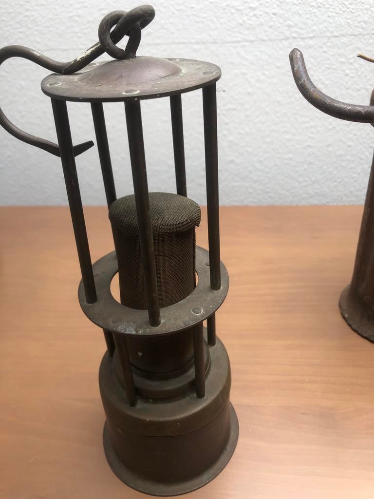 2 oude mijnwerkers lampen, Verzenden