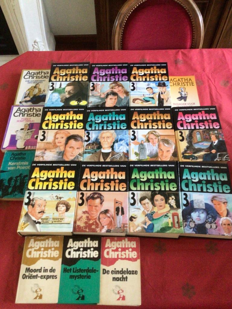 Agatha Christie Collectie!, Ophalen of Verzenden, Zo goed als nieuw