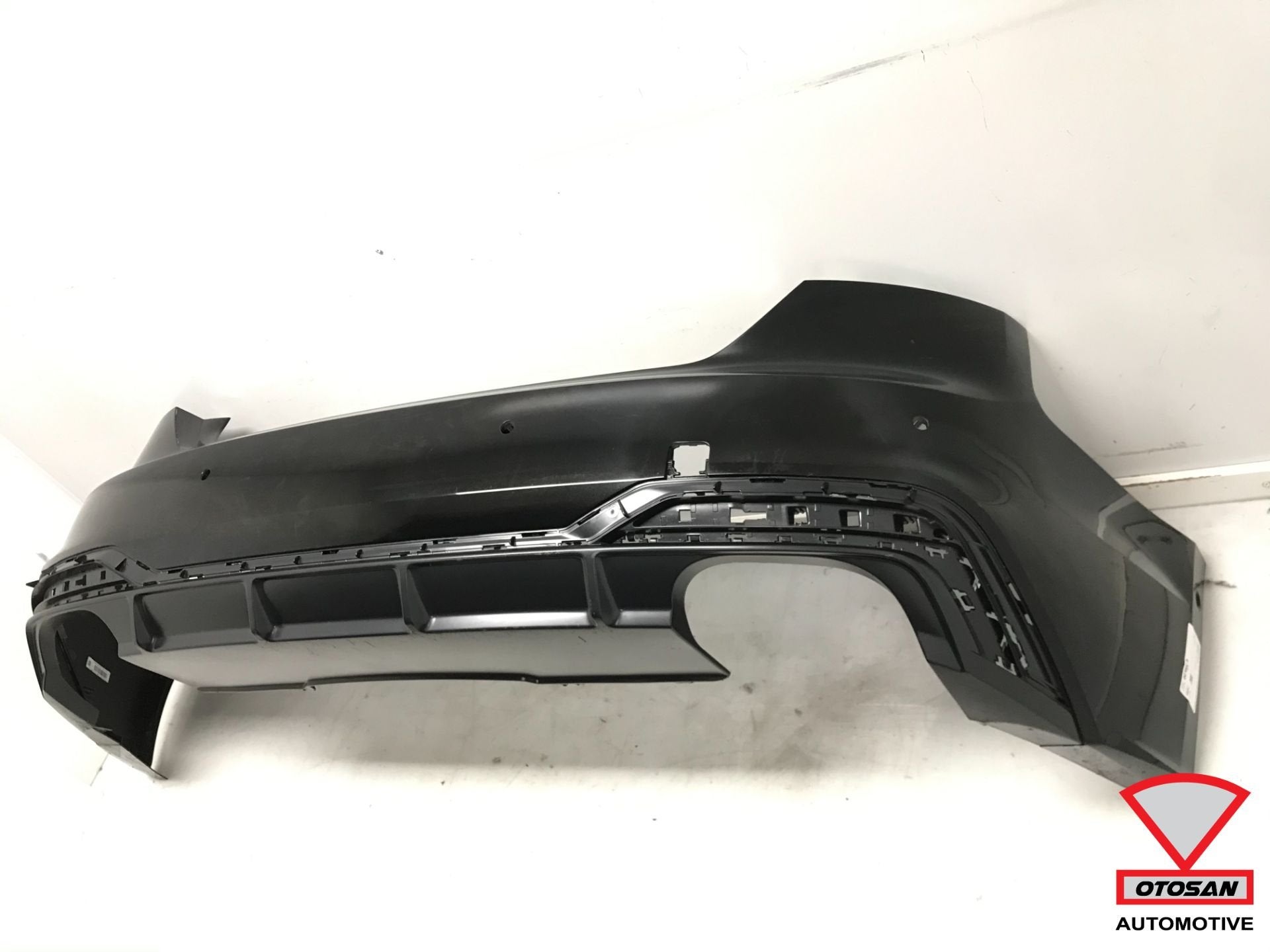 Audi A5 S5 F5 8W Facelift Achterbumper Bumper 6xPDC Originee, Gebruikt, AUDI AG, Auto-Union-Strasse 1
85045  Ingolstadt, DE, Kundenbetreuung@audi.de
