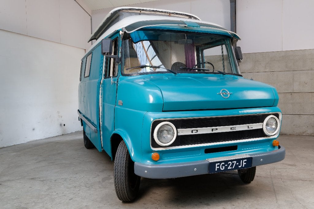 Opel Blitz 1.9t Camper | 6 cil 2500cc |LPG en Benzine, 2500 cc, Achterwielaandrijving, Overige carrosserieën, LPG
