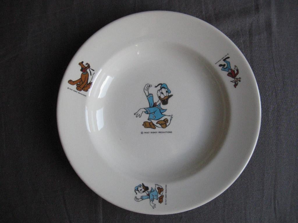 (origineel ) Papbordje van Donald Duck, met Pluto en Goofy, Ophalen of Verzenden, Donald Duck, Nieuw, Beeldje of Figuurtje
