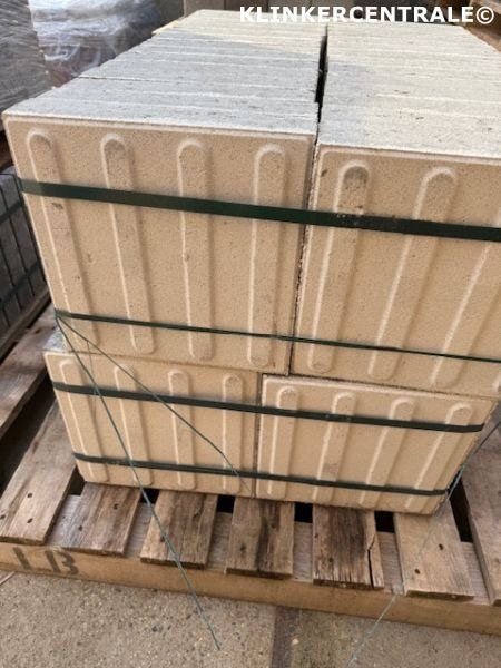 111 st wit betontegels 30x30x6 geleidelijntegels blinden, Tuin en Terras, Verzenden, Nieuw, 10 m² of meer, Bij dit product niet bekend.