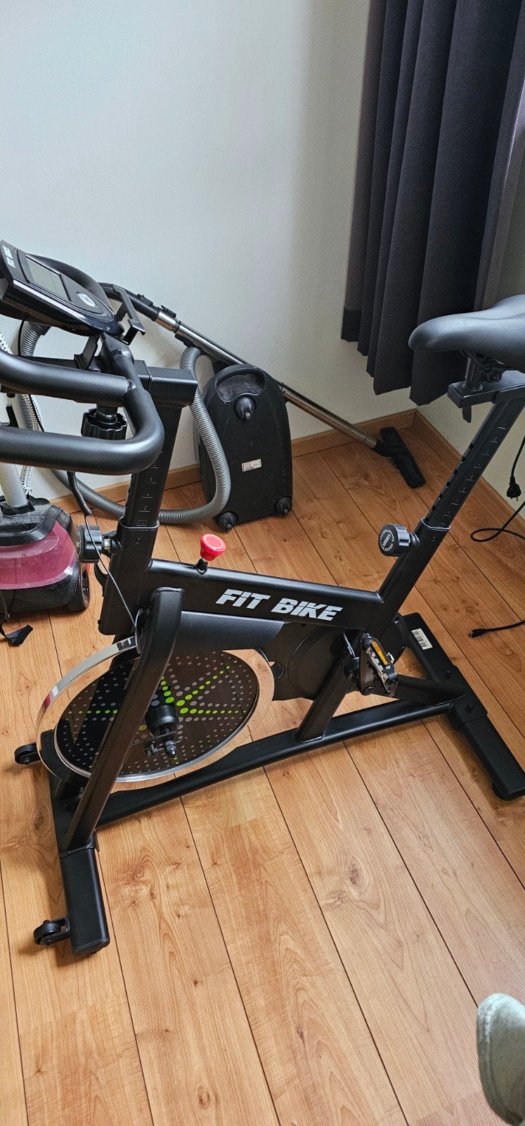 Fitbike 2.4 Spinningfiets - Zo goed als nieuw, Sport en Fitness, Spinningfiets, Aluminium, Ophalen of Verzenden, Zo goed als nieuw