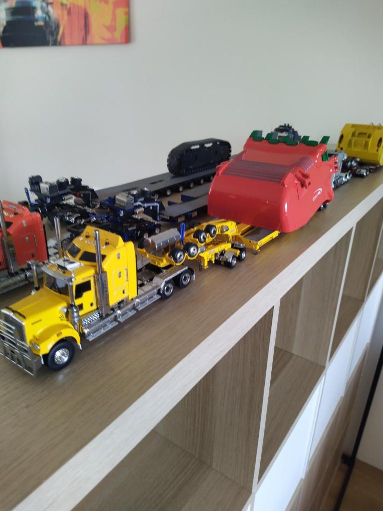 Kenworth, Drake, Esco, Hobby en Vrije tijd, Modelauto's | 1:50, Ophalen of Verzenden, Zo goed als nieuw, Bus of Vrachtwagen, Overige merken