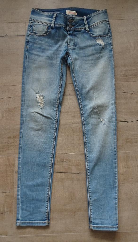 SPIJKERBROEK VAN TAHNEE MAAT 38, Blauw, Ophalen of Verzenden, Zo goed als nieuw, W30 - W32 (confectie 38/40)