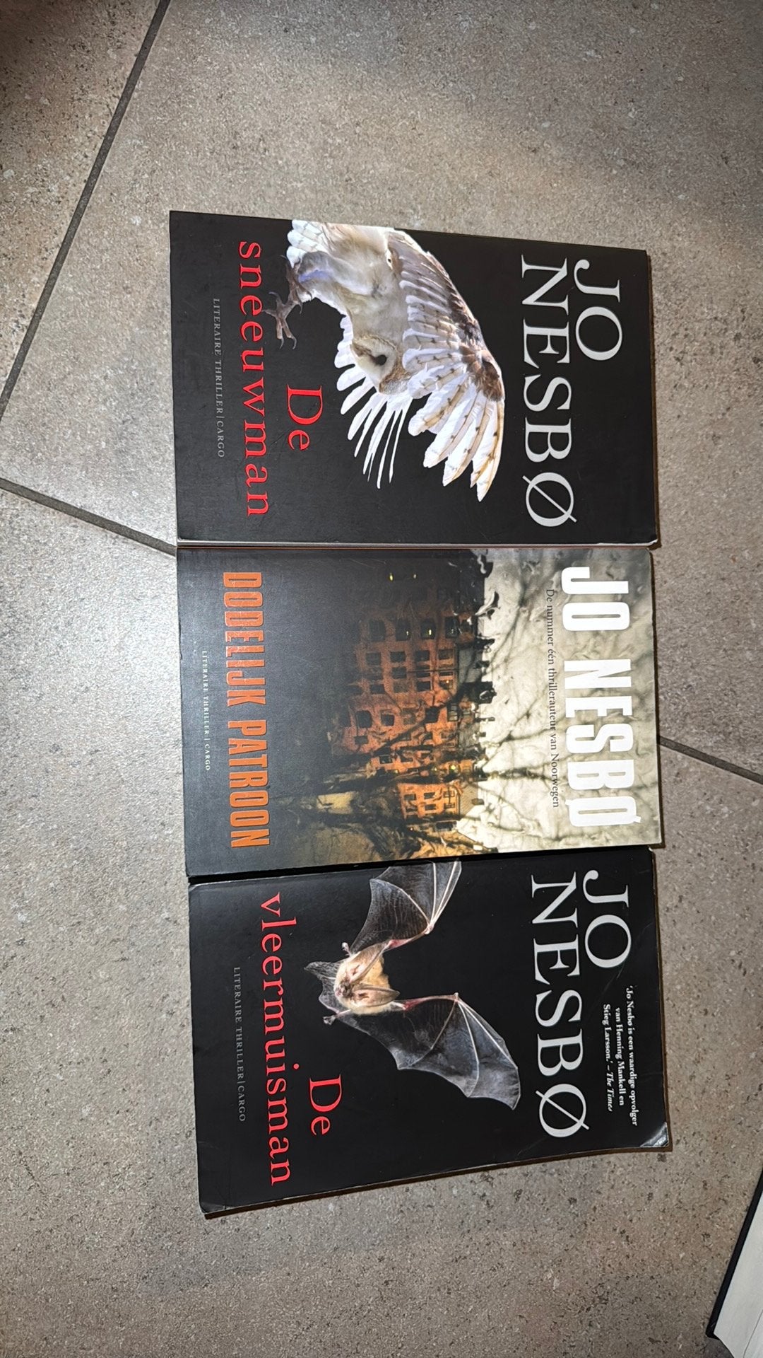 3 boeken van Jo Nesbø, Ophalen of Verzenden, Zo goed als nieuw, Nederland