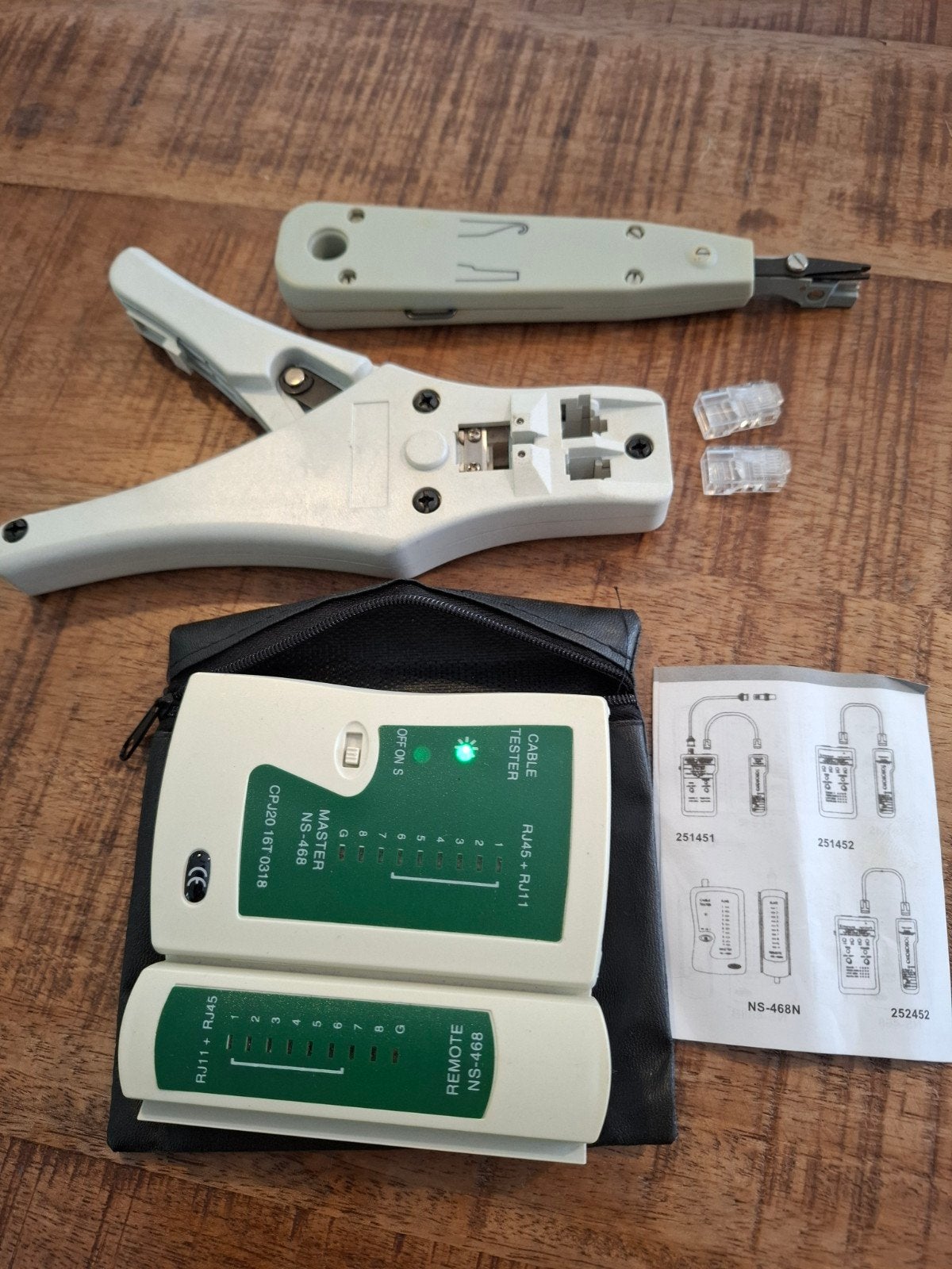 UTP Kabel Installatie Set: Tester, Tang & Bevestiger, Ophalen of Verzenden, Gebruikt