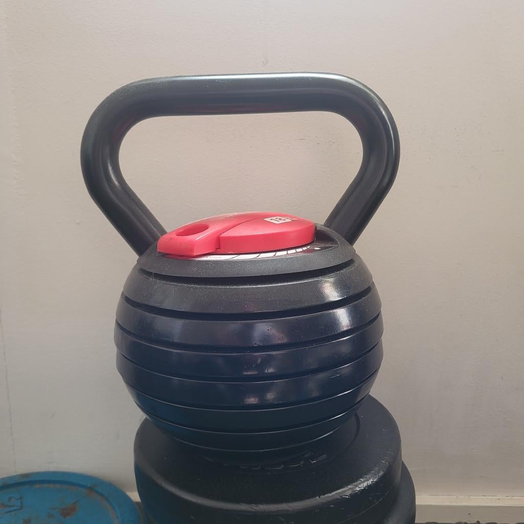 Verstelbare Kettlebell - 18KG - Workoutgear, Sport en Fitness, Fitnessmaterialen, Ophalen, Gebruikt, Benen, Kettlebell