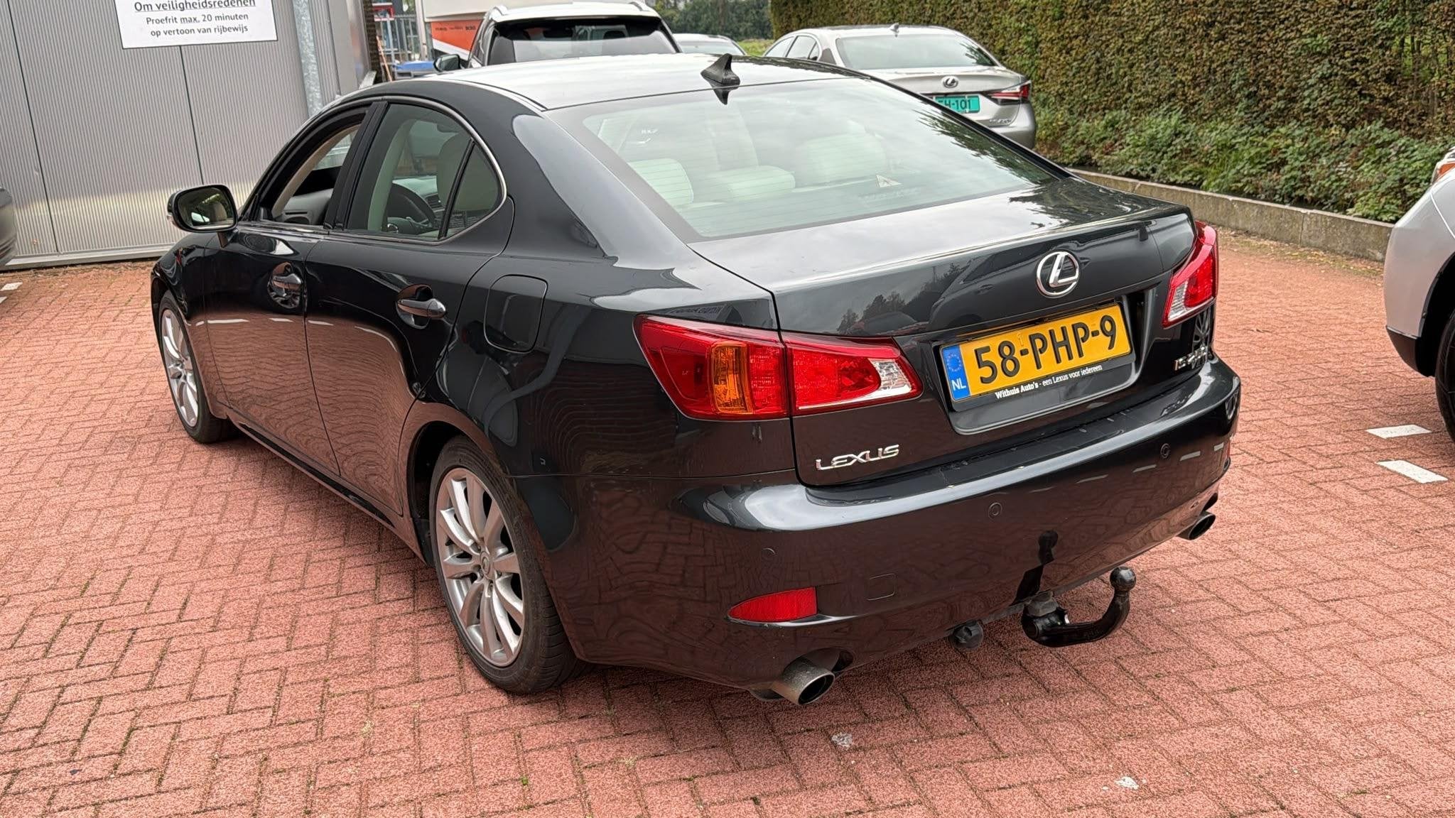 Lexus IS 250 Executive Facelift Mark Levinson Trekhaak, Automaat, Achterwielaandrijving, Gebruikt, 1535 kg