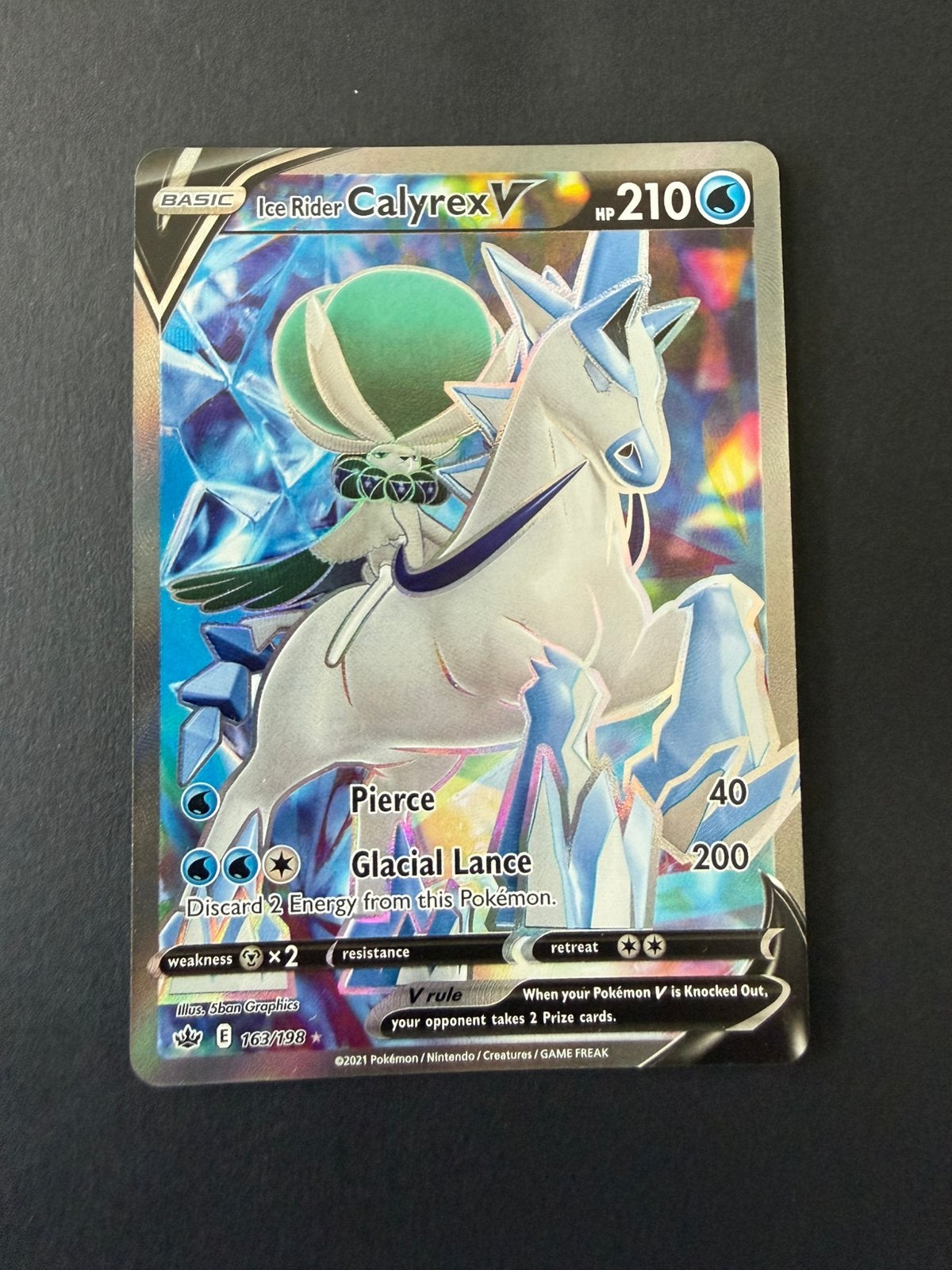 Chilling Reign 163/198 Ice Rider Calyrex V, Hobby en Vrije tijd, Verzamelkaartspellen | Pokémon, Ophalen of Verzenden, Nieuw, Losse kaart