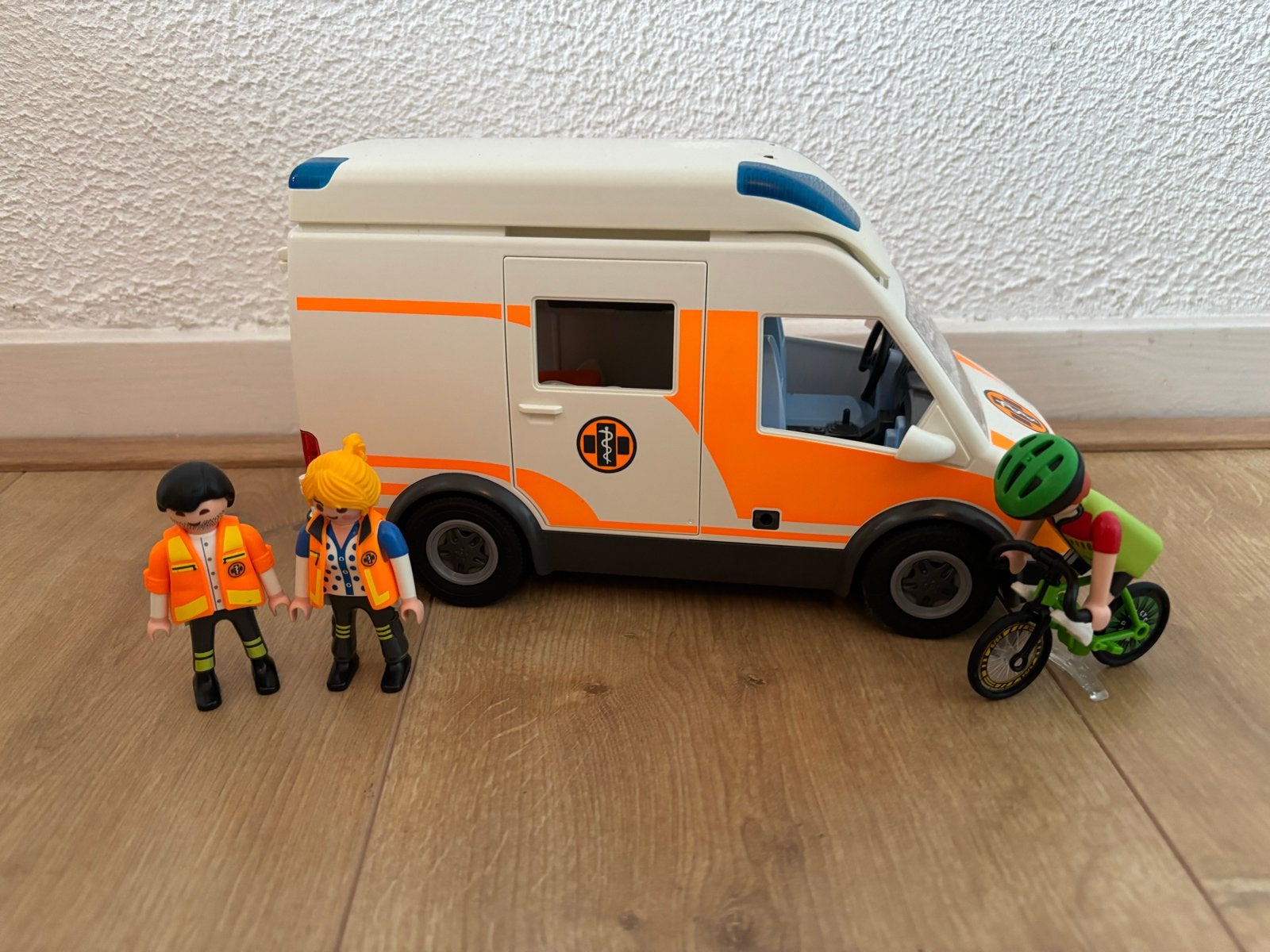 Foto 18 van Grote Playmobil collectie: huizen, voertuigen en meer!