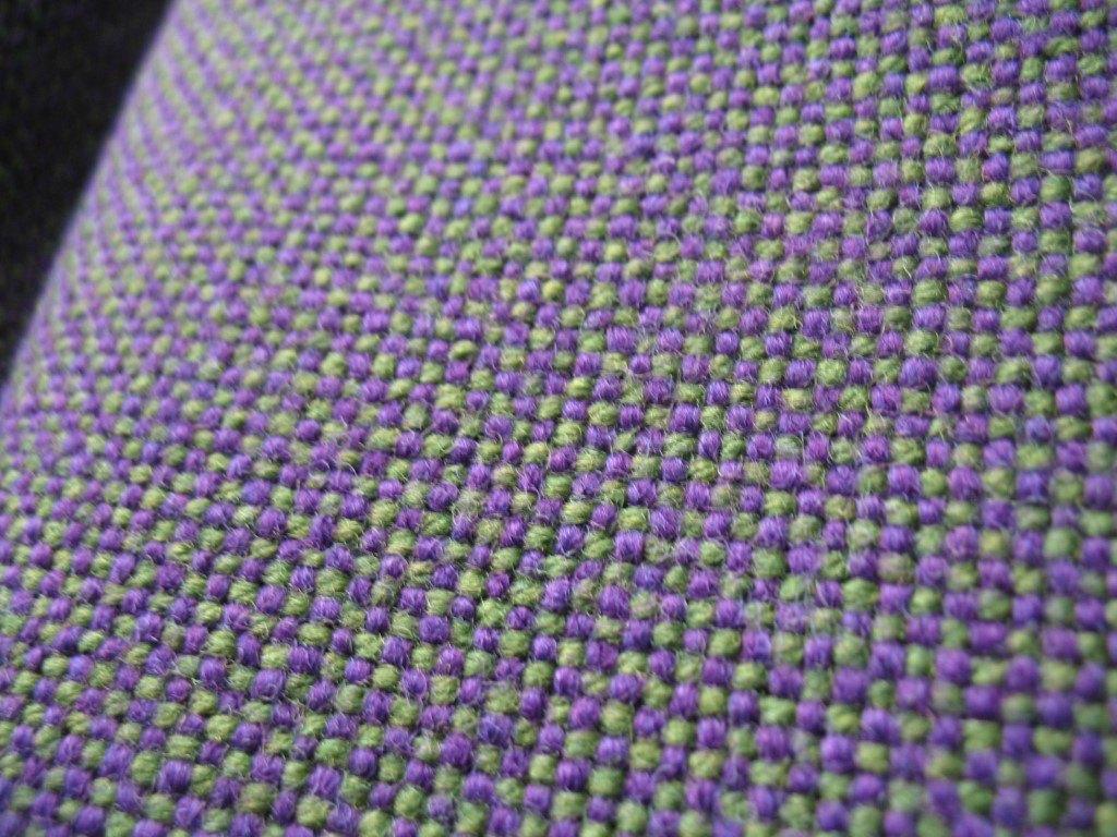 Kvadrat Hallingdal 65 968; paars+groen; 3 meter meubelstof, Wol, 120 cm of meer, Paars, Ophalen of Verzenden