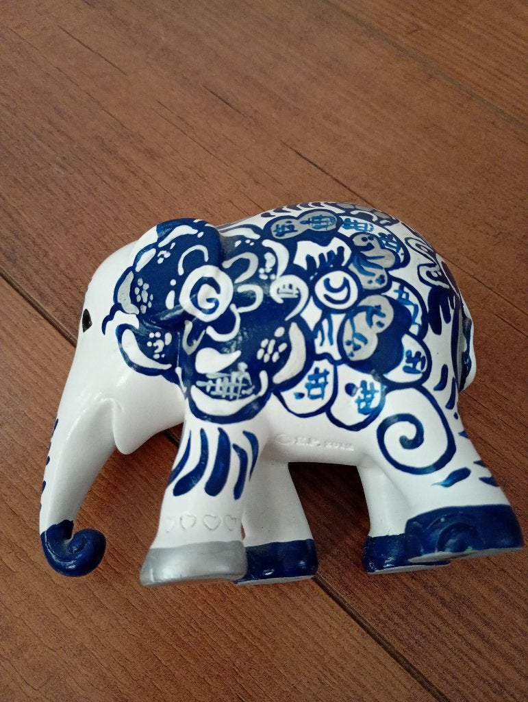 Elephant Parade worth to be dutch, Verzamelen, Ophalen, Zo goed als nieuw, Dier