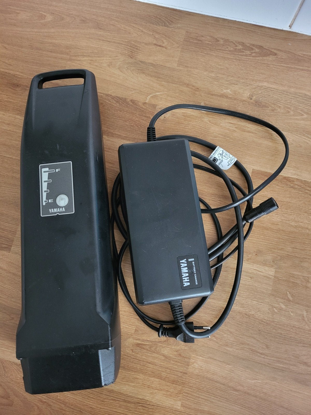 Yamaha accu 400 wh PASB2 met lader, Gebruikt