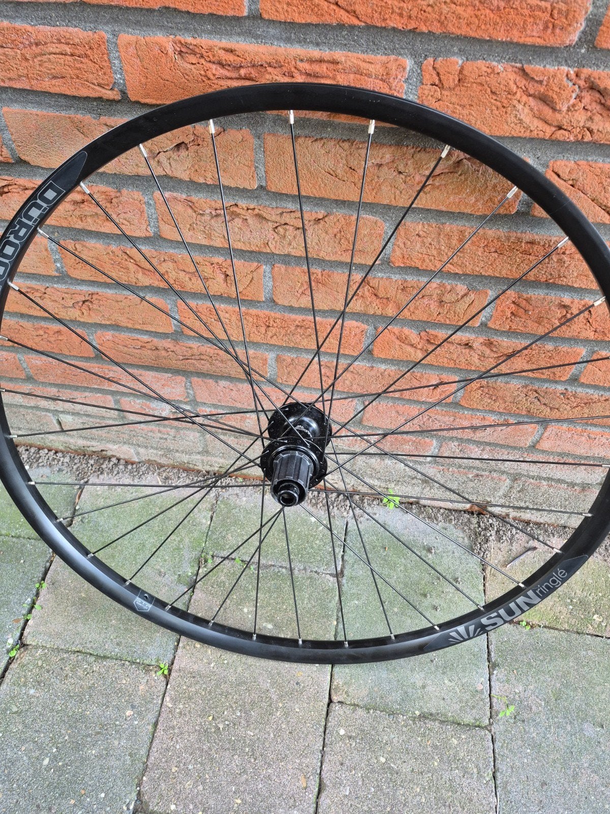 MTB achterwiel 29 inch steekas, Zo goed als nieuw, Sunringle, Aluminium, Mountainbike