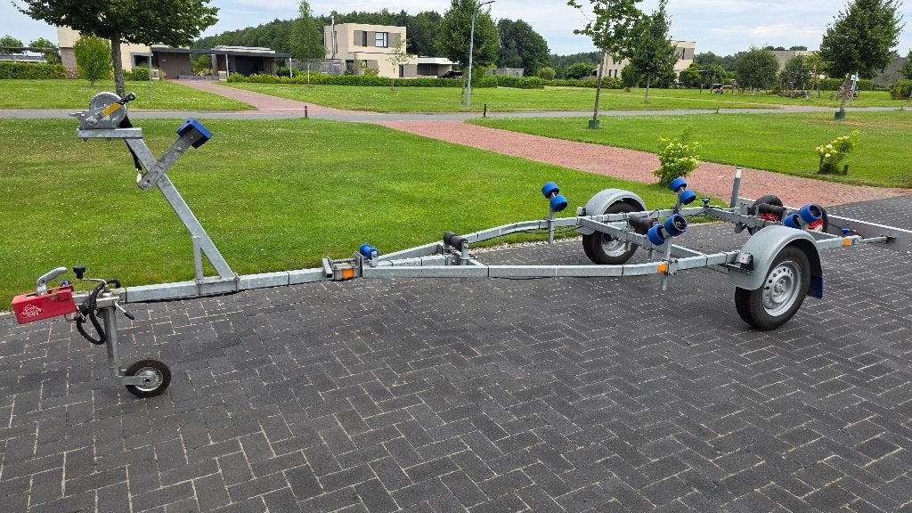 IT 003K  Boottrailer, Watersport en Boten, Boottrailers, Ophalen, Minder dan 1500 kg, Minder dan 6 meter, Zo goed als nieuw