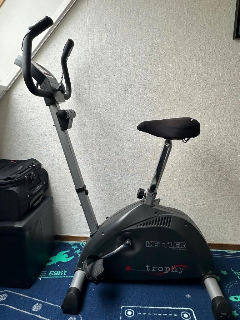 Kettler Trophy Hometrainer - Cardio Fitness, Sport en Fitness, Fitnessapparatuur, Ophalen, Gebruikt, Metaal, Buik