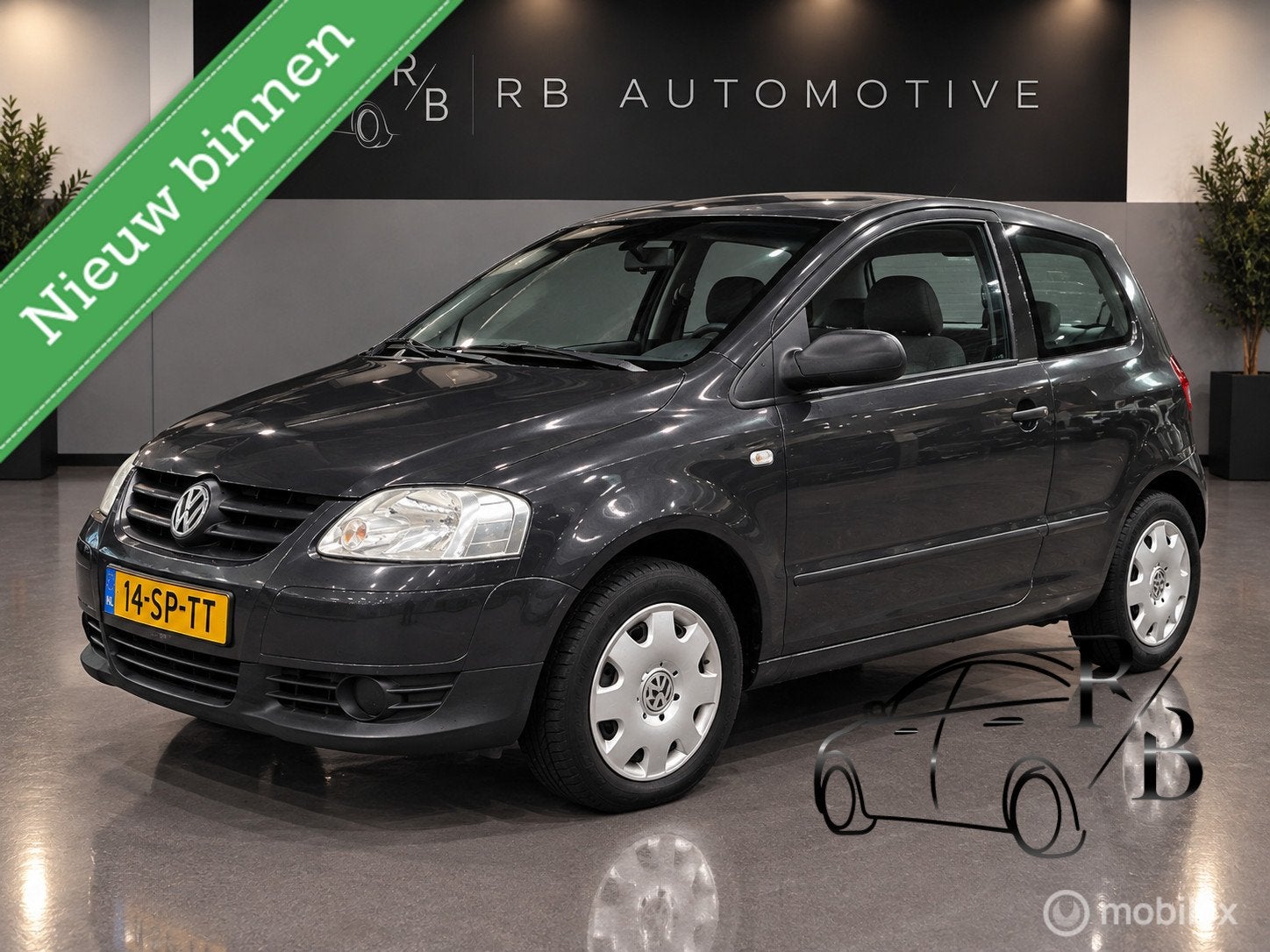 Volkswagen Fox 1.4 Trendline AIRCO. NIEUWE APK, Voorwielaandrijving, 4 cilinders, 4 stoelen, Origineel Nederlands