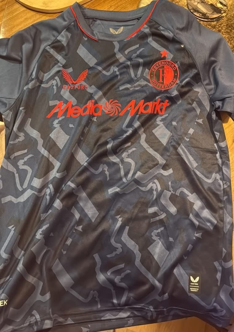 Nieuw!! Feyenoord 3e shirt en kindertenue 2026/2027, Ophalen, Blauw, Nieuw, Overige maten