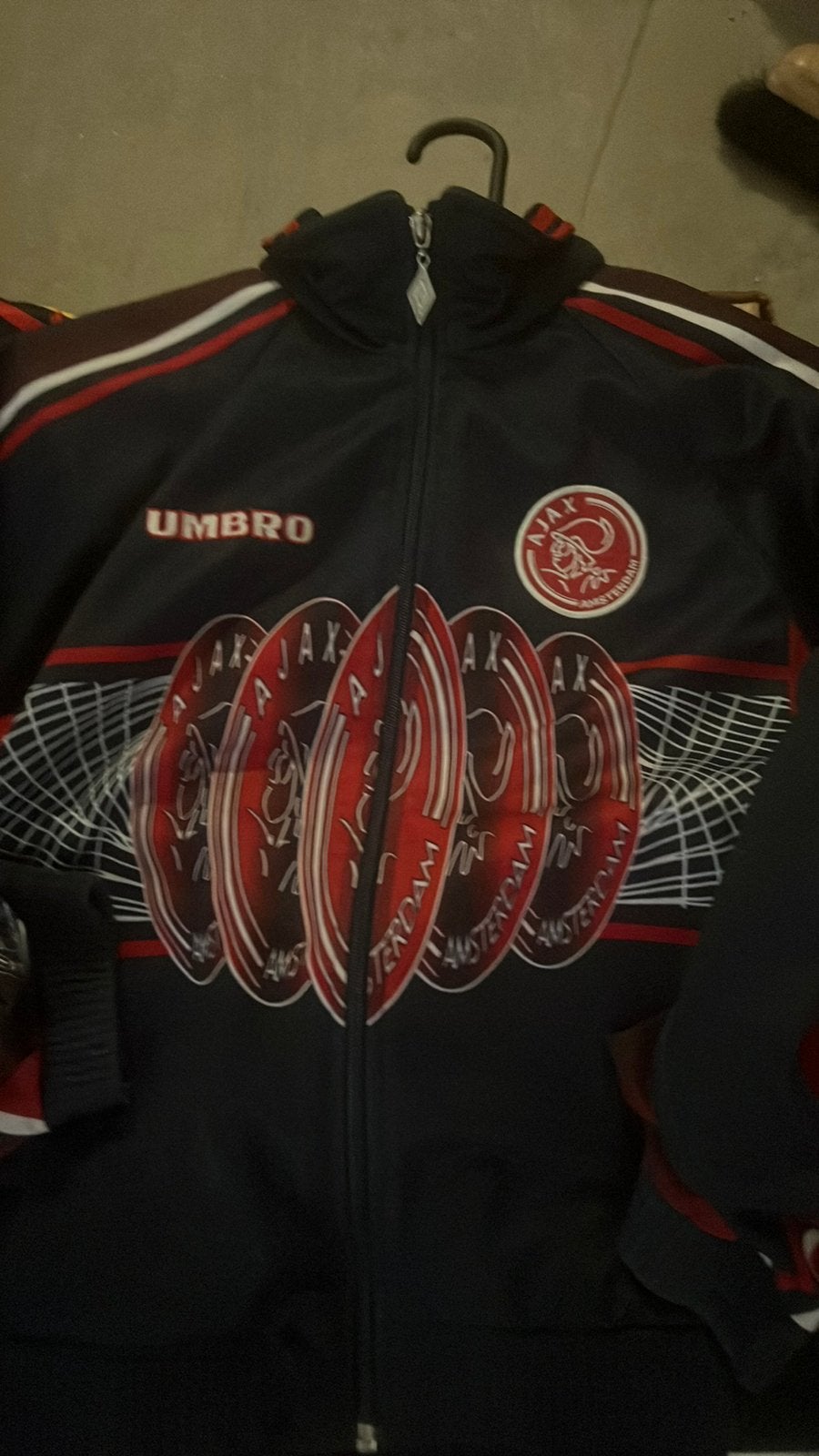 Ajax trainingsjackje Umbro kindermaat, Blauw, Overige maten, Ophalen of Verzenden, Zo goed als nieuw