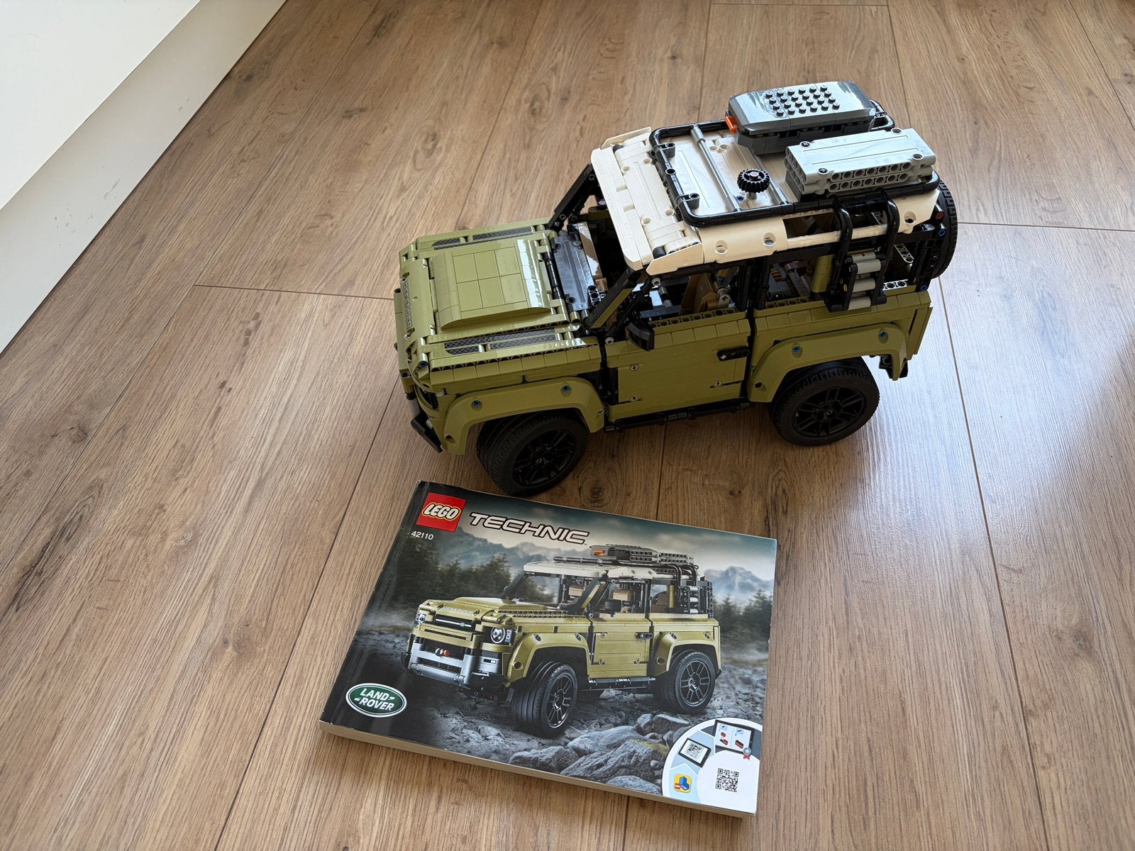 Lego Landrover Defender (42110), Ophalen of Verzenden, Zo goed als nieuw