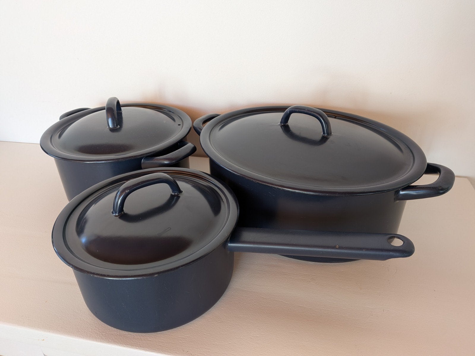 IKEA emaille pannenset, Huis en Inrichting, Gebruikt, Met deksel, Pannenset, Ophalen of Verzenden