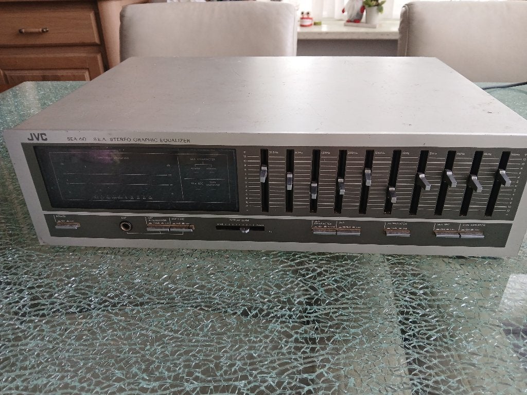 JVC SEA 60 Stereo Graphic Equalizer, Ophalen of Verzenden, Gebruikt, JVC