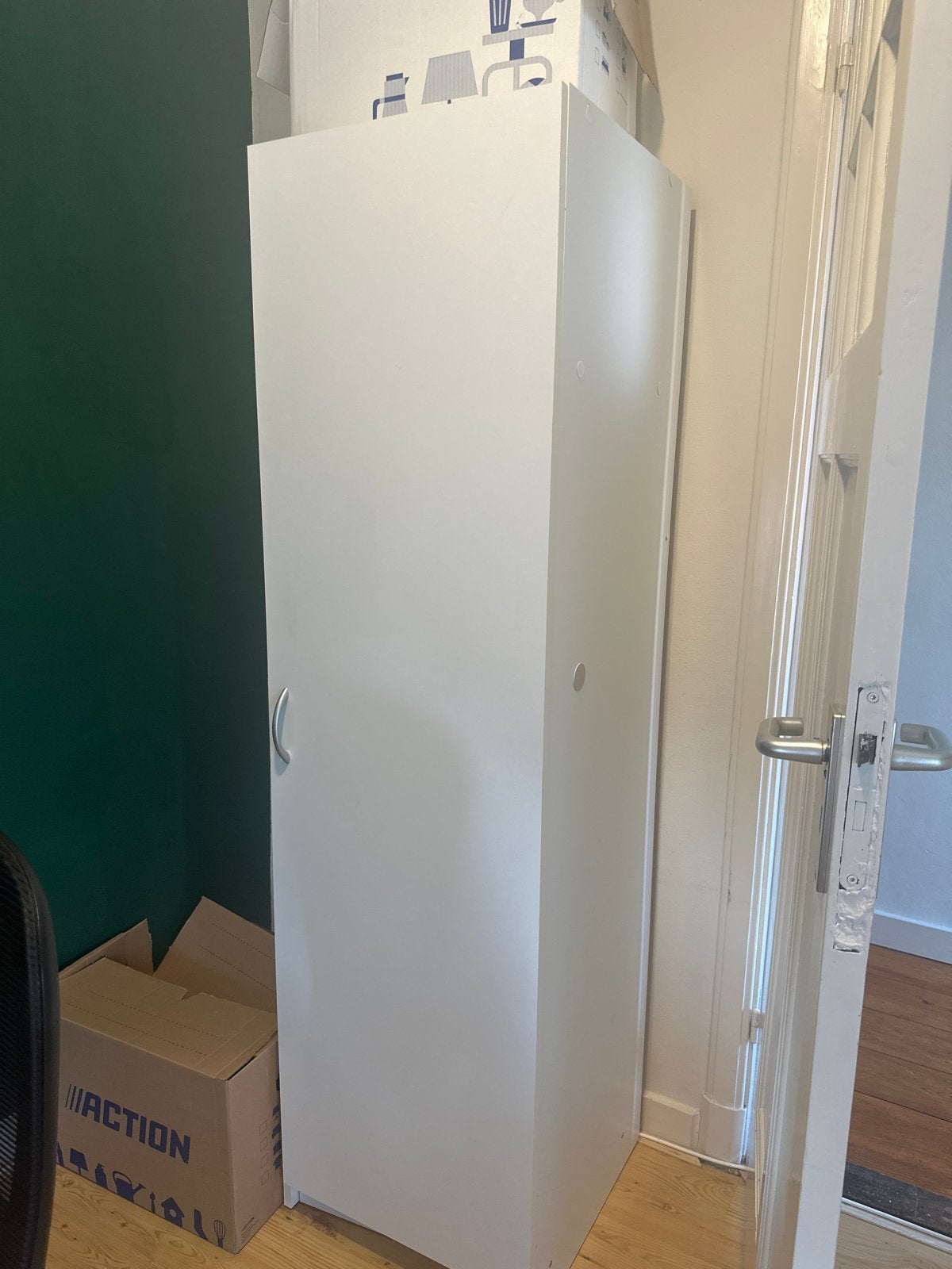 Witte kledingkast, Ophalen, Minder dan 50 cm, Gebruikt, 150 tot 200 cm