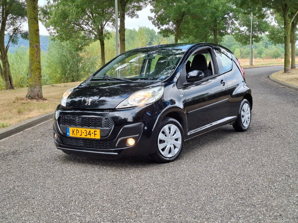 Peugeot 107 bj 2012 Automaat Elektr Pak Nieuwe APK Mooi !, Stof, Euro 6, 4 stoelen, Bedrijf