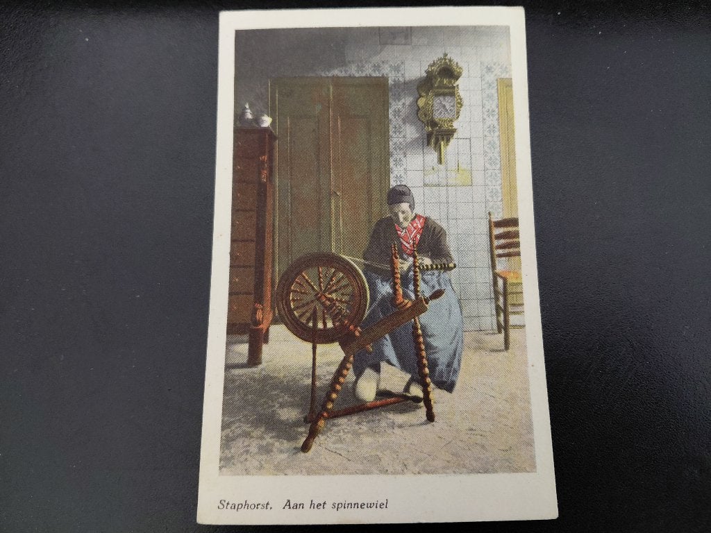 Staphorst, aan het spinnewiel, Klederdracht, jaren '30, Verzamelen, Verzenden, 1920 tot 1940, Ongelopen, Ambachten of Beroep