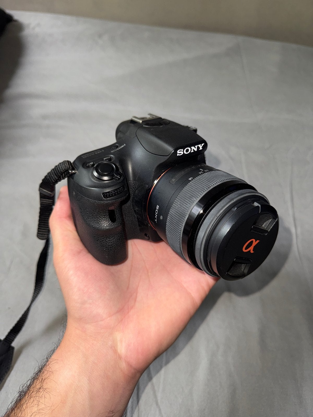 Sony Alpha A58 (SLT-A58) + 18-55mm Sony Lens, Audio, Tv en Foto, Fotocamera's Digitaal, Ophalen of Verzenden, Sony