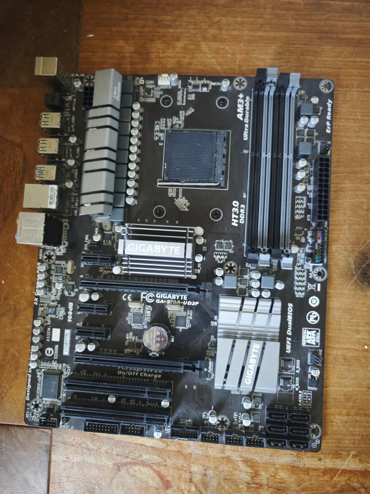 Gigabyte GA-970A-UD3P Moederbord (AM3+, DDR3), Computers en Software, Gebruikt, AM3+, DDR3, Ophalen of Verzenden