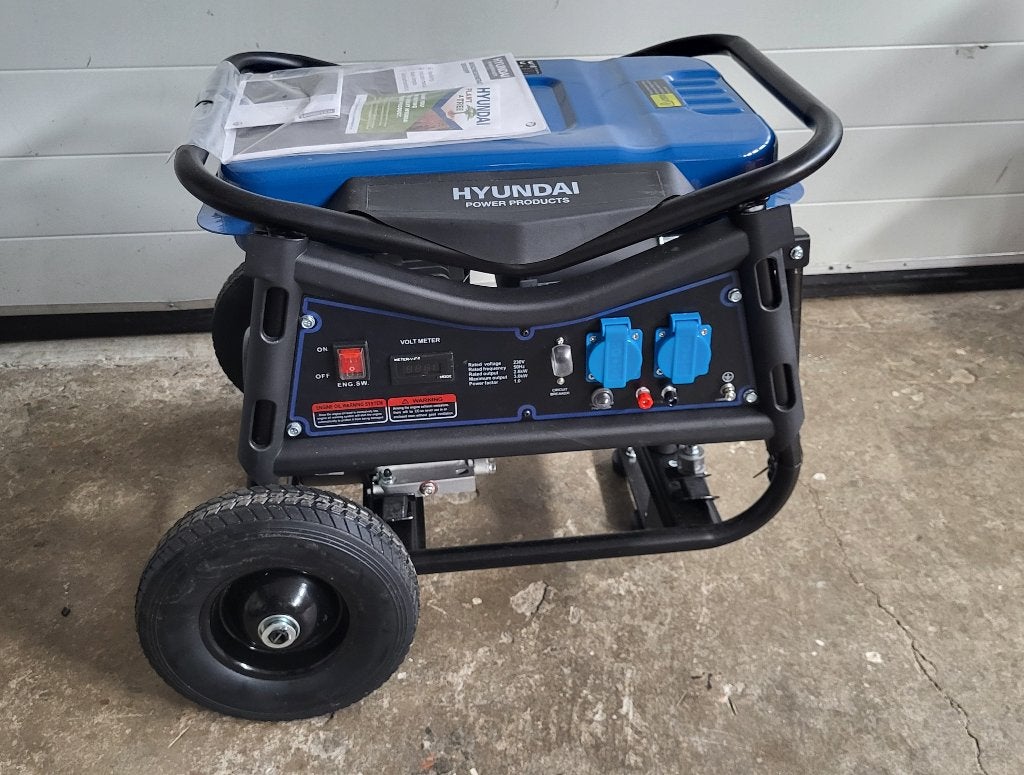 Hyundai benzine generator aggregaat, Ophalen, Montagne, Nieuw, Noordeinde 62