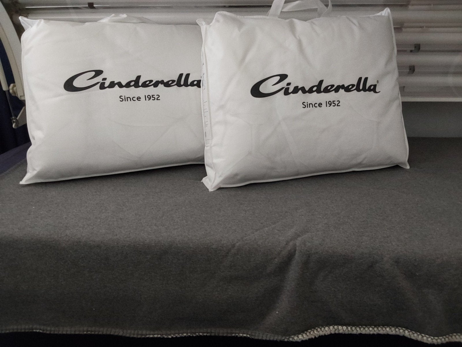 Cinderella dekbedden 2 stuks 1 persoons, Ophalen, Nieuw