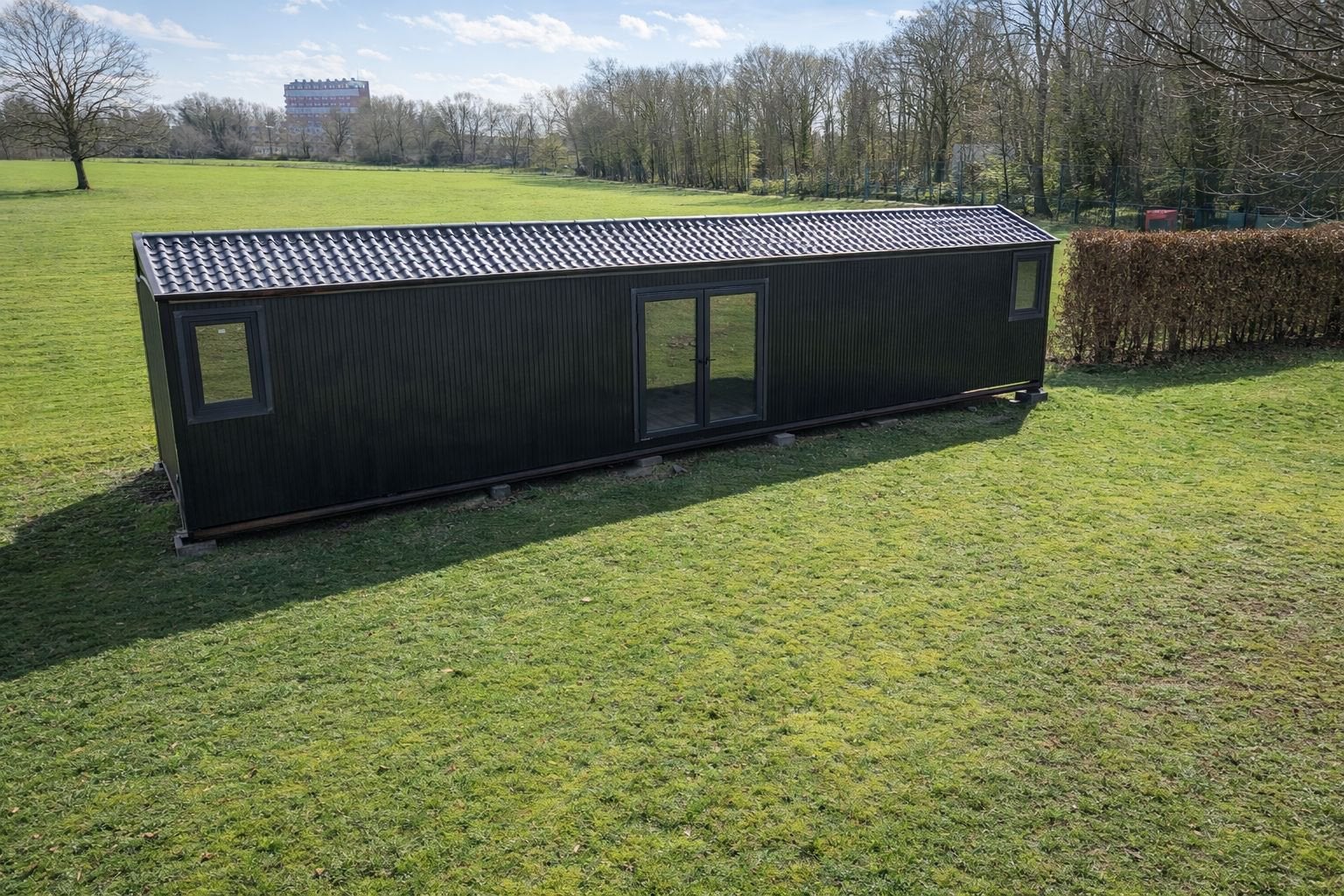 Tiny House | Woon-unit | 2 slaapkamers met keuken badkamer, Caravans en Kamperen, Stacaravans, Tot en met 2