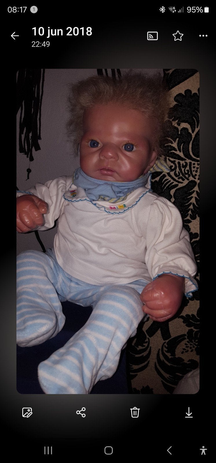 New born  reborn babypop, Ophalen of Verzenden, Zo goed als nieuw, Pop