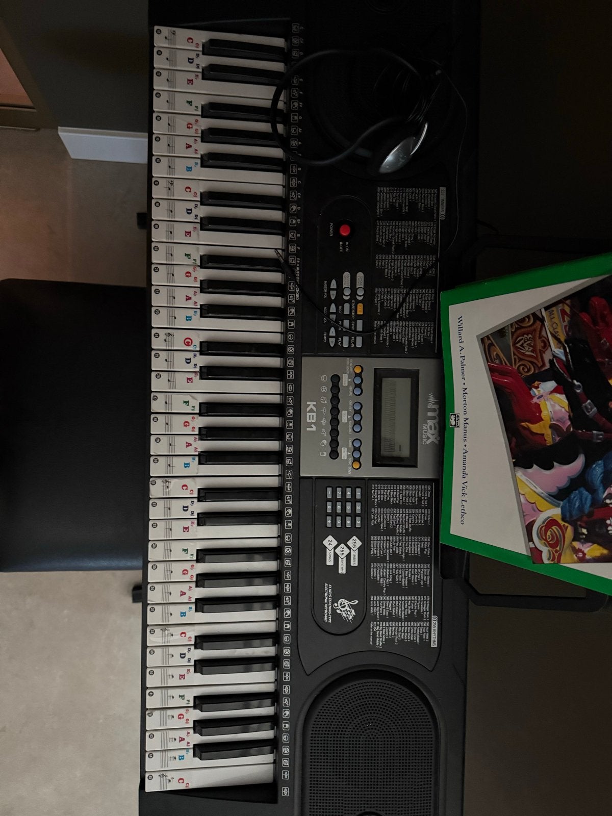 Max Music KB1 Keyboard met standaard en krukje, Muziek en Instrumenten, Keyboards, Met standaard, Ophalen, Overige merken, 61 toetsen