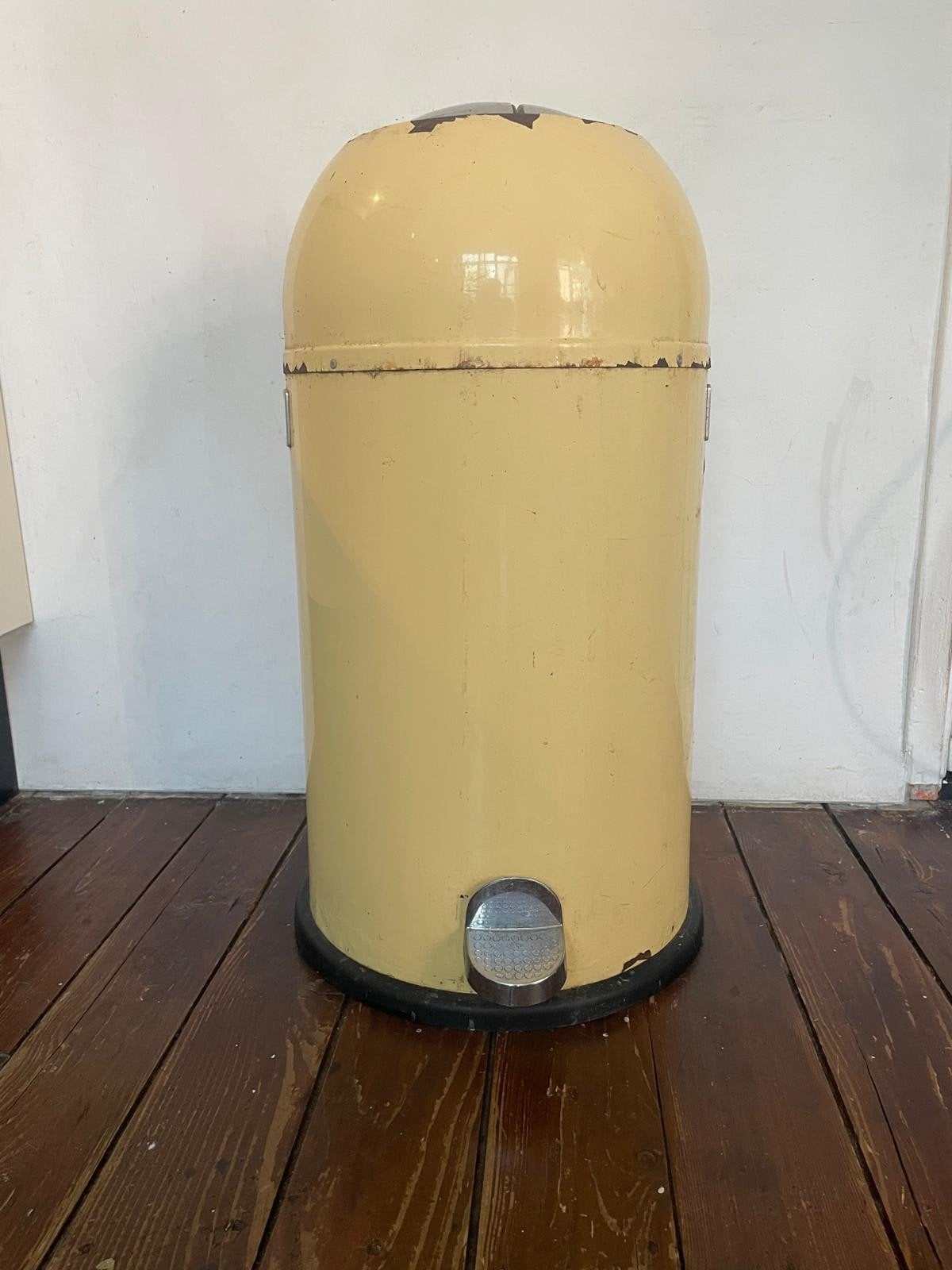 Wesco pedaalemmer, Ophalen