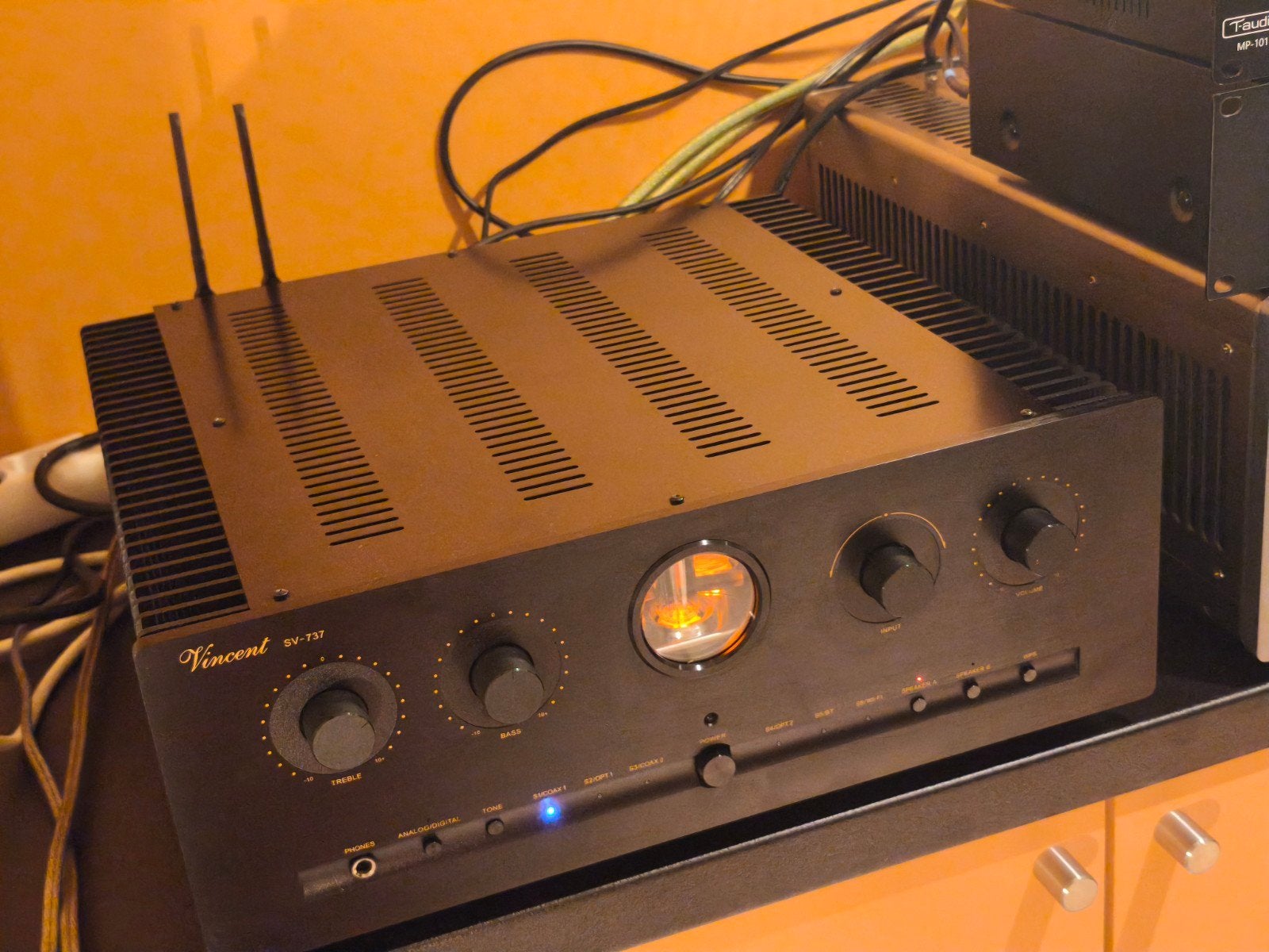 Vincent SV 737 = 1550 euro, Ophalen of Verzenden, 120 watt of meer, Overige merken