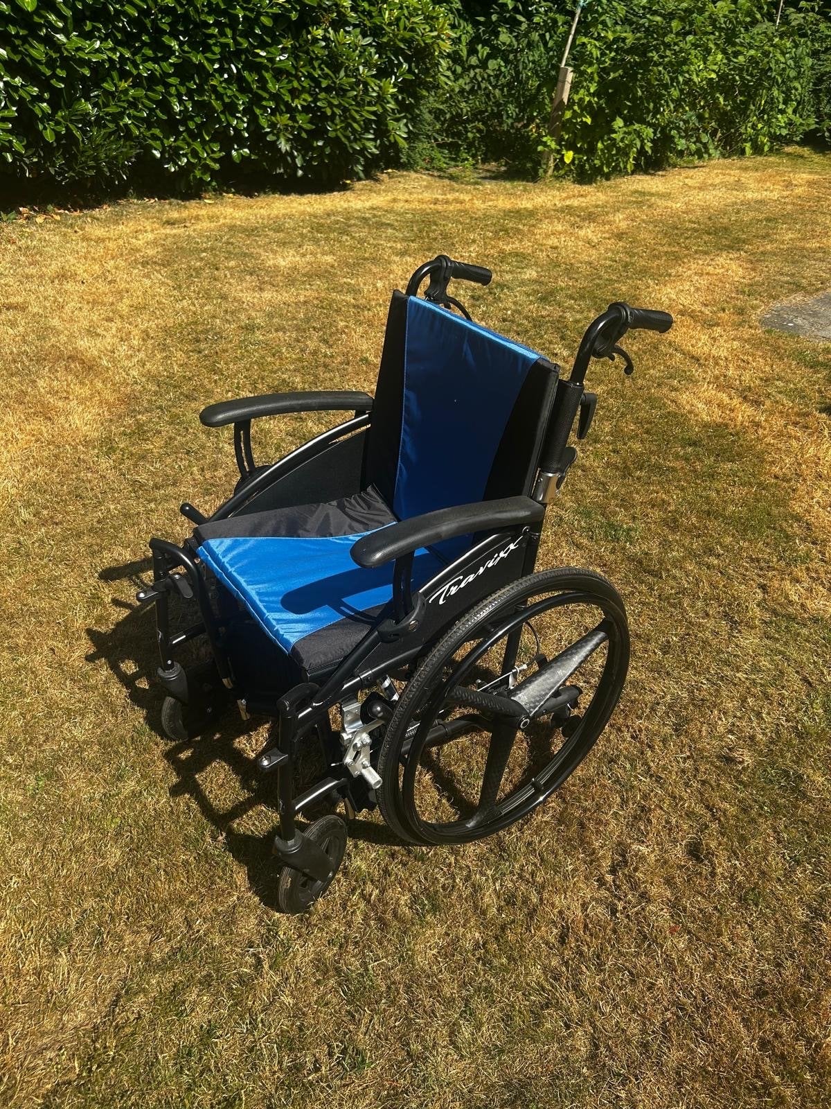 Travixx Comfort Lite Plus rolstoel zgan - Hoogeveen, Ophalen, Zo goed als nieuw, Duwrolstoel