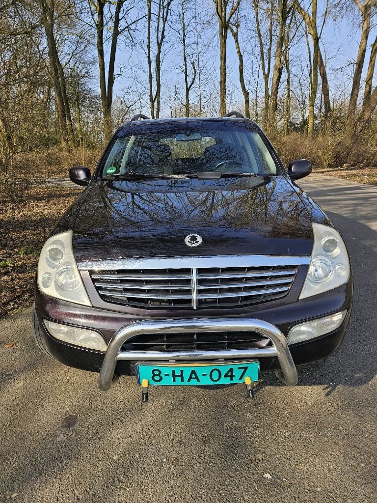 Rexton 2.3 RJ230 / RX230 | 2005 | LPG (G3)Benzine | Automaat, Auto's, Stof, 4 cilinders, Bruin, 7 stoelen