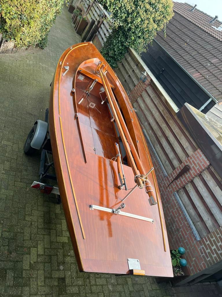 Prachtige houten zeilboot bm 16 met nieuwe zeilen en trailer, Watersport en Boten, Kajuitzeilboten en Zeiljachten, Gebruikt, Overige brandstoffen