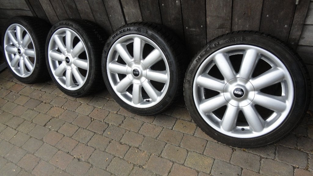 Mini One,Cooper alu velgen origineel ,winterbanden 17 inch, Ophalen, Gebruikt, Banden en Velgen, 17 inch