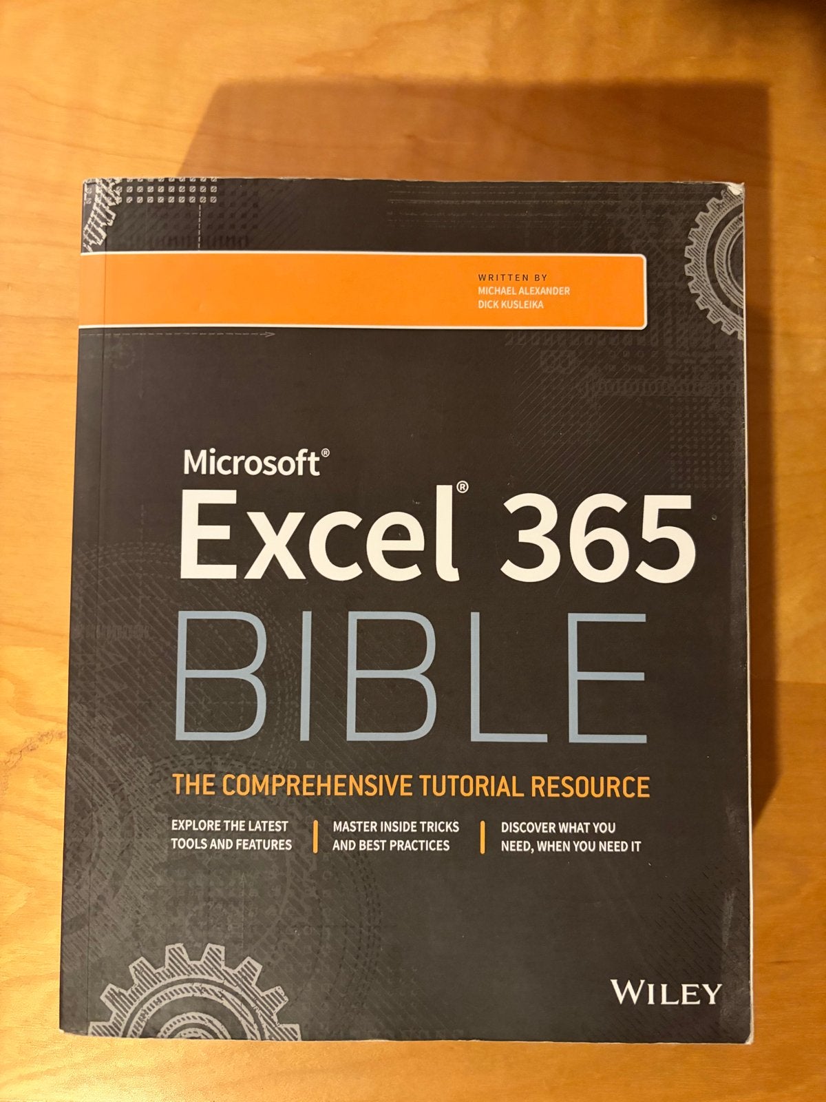 Microsoft Excel 365 Bible - Uitgebreide Handleiding, Ophalen of Verzenden, Zo goed als nieuw, Software